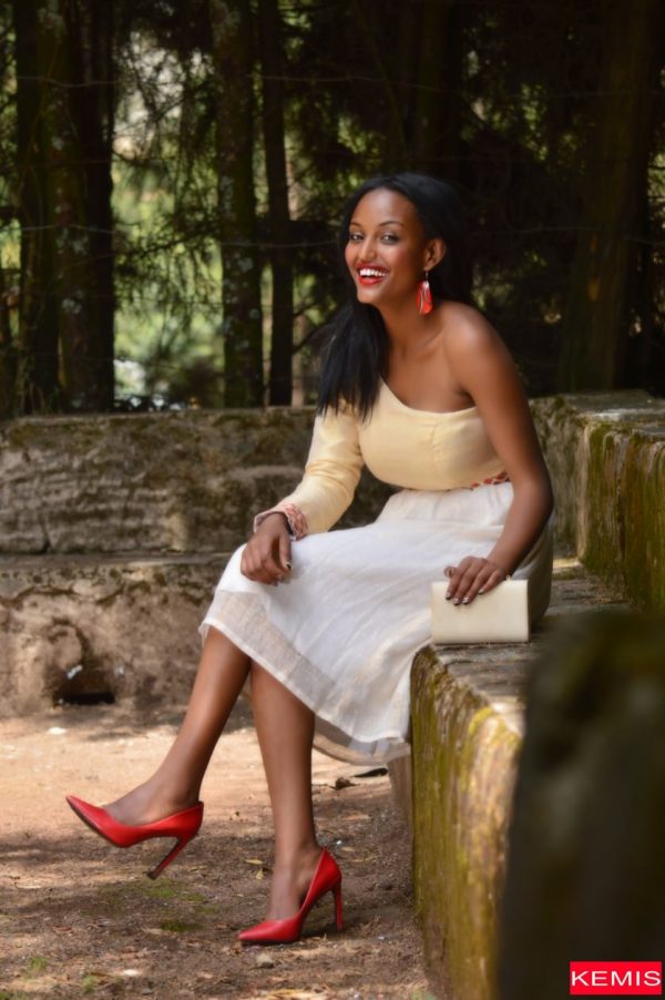 Ethiopian dresses-Dress for your body shape